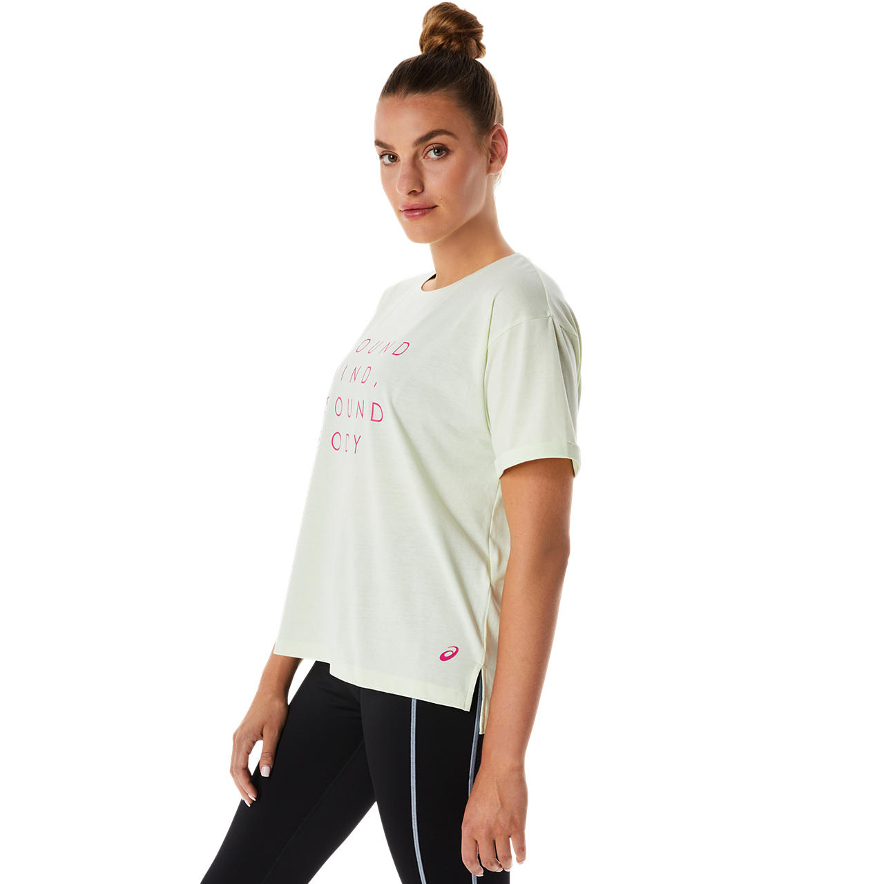 ASICS WOMEN TRAINING CORE RELAXED GRAPHIC TEE image number null