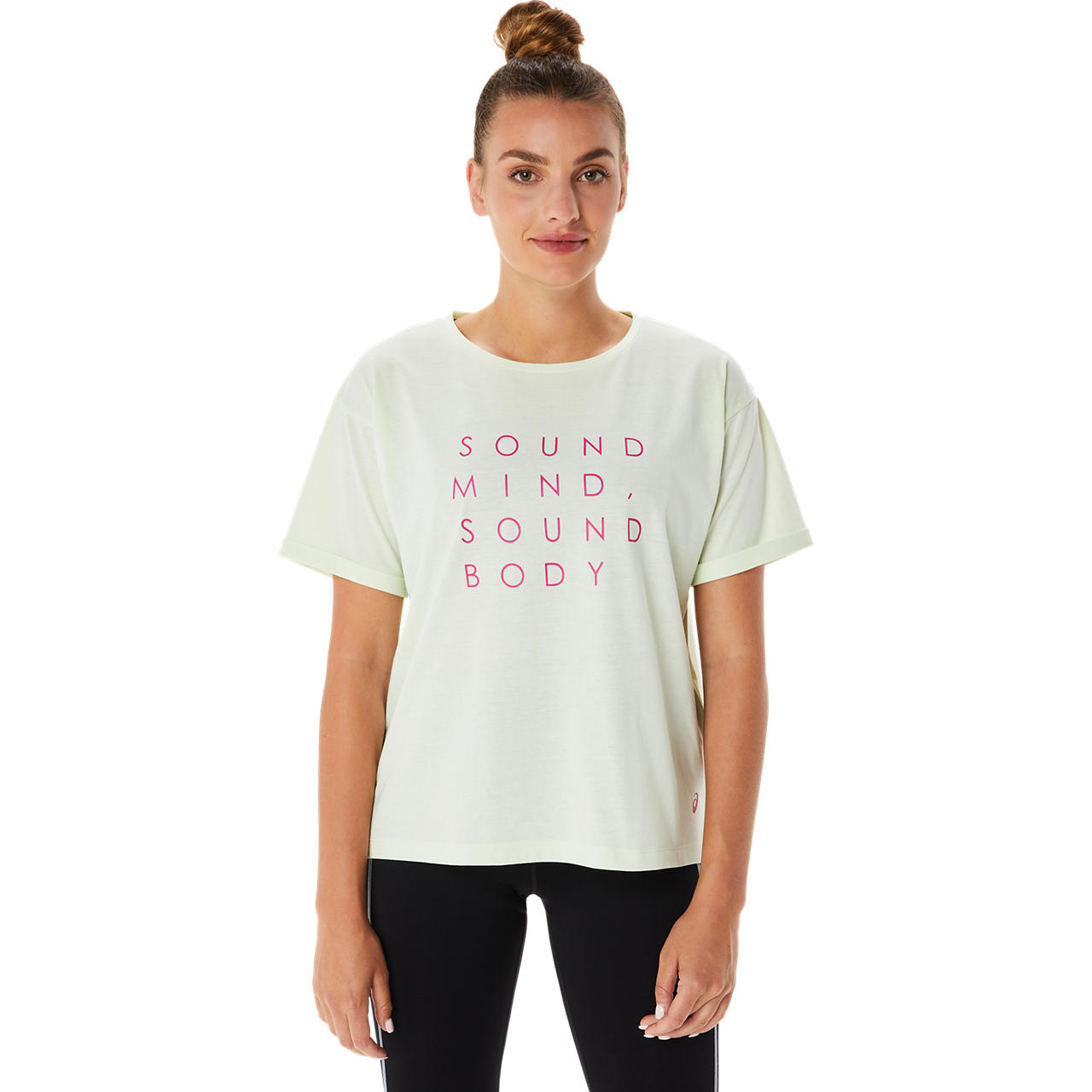 ASICS WOMEN TRAINING CORE RELAXED GRAPHIC TEE image number null