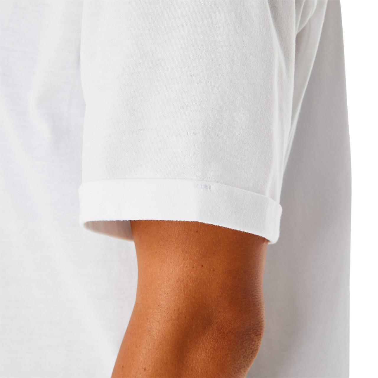 ASICS WOMEN TRAINING CORE RELAXED GRAPHIC TEE image number null